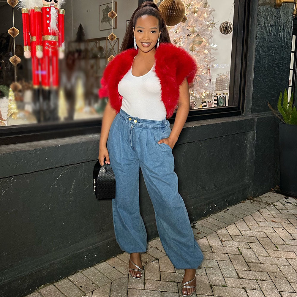 Casual loose fit women’s denim jeans by Plush Fashion Hub featuring zipper cuffs and elastic waistband, styled for everyday wear.