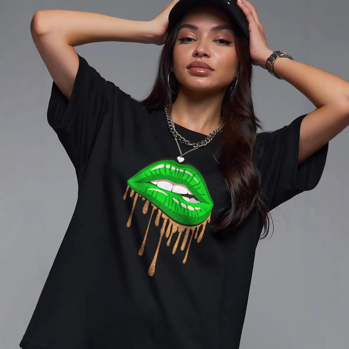 Eprolo women's lips pattern round neck short-sleeve loose T-shirt, casual tops with vibrant lip print, comfortable fit, stylish design.