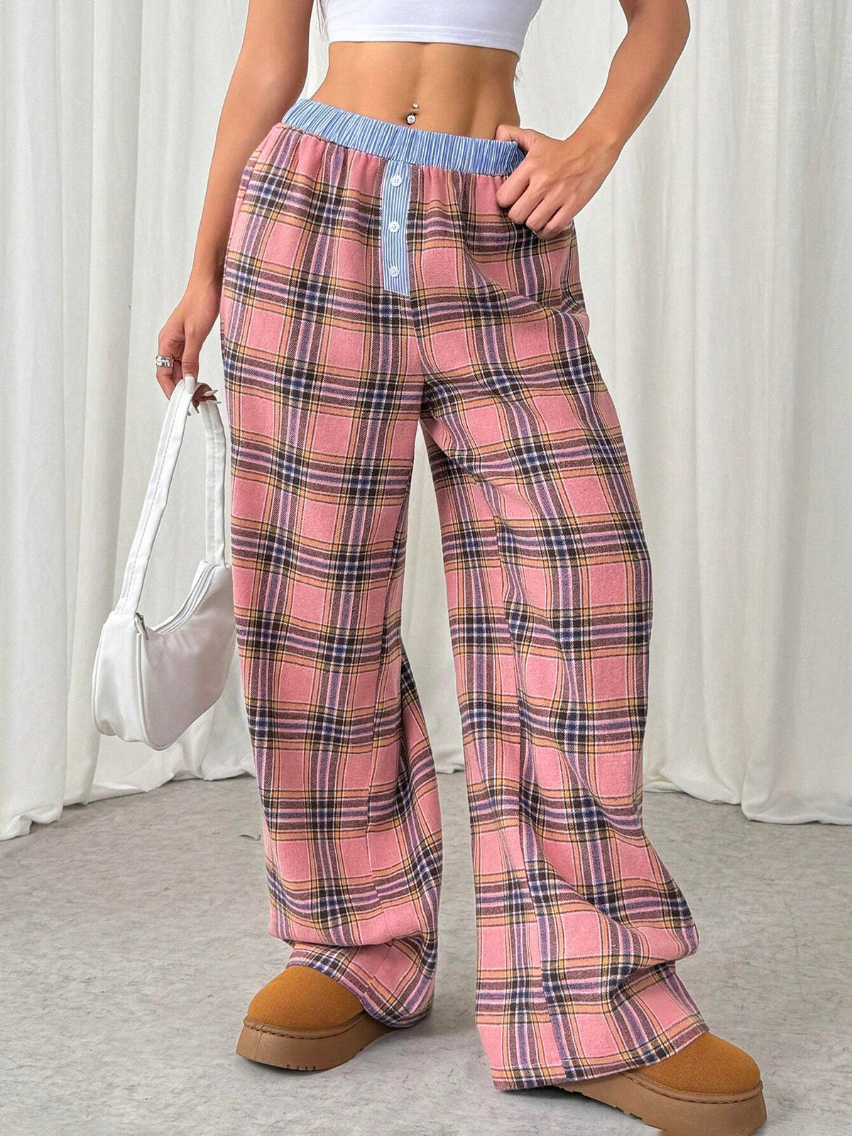 Eprolo straight loose pants in neutral fabric, featuring a relaxed fit and minimalist design, ideal for casual wear.
