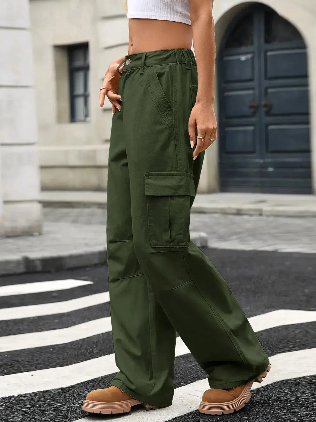 Women’s high-rise wide-leg cargo jeans from Plush Fashion Hub featuring utility denim style and trendy, relaxed fit.