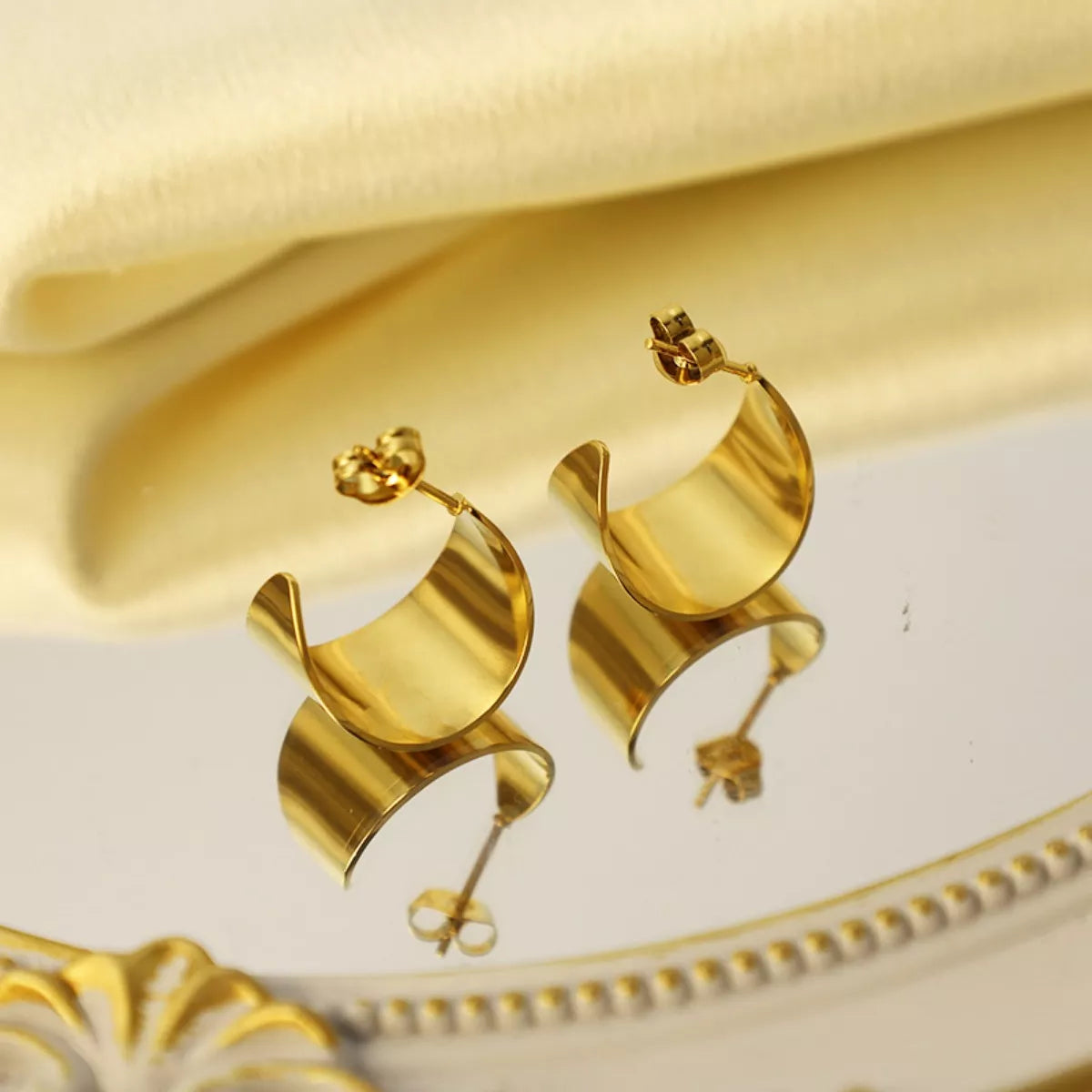 18K gold-plated stud earrings from Plush Fashion Hub, featuring a sleek and elegant design for everyday wear.