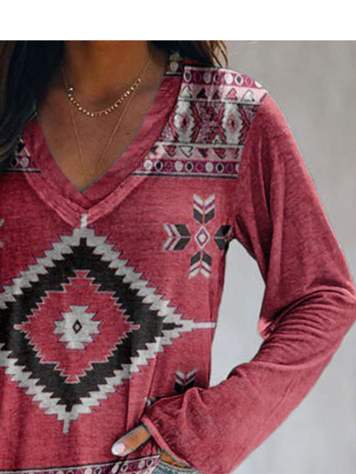 Plus size plush fashion hub geometric print V-neck long sleeve casual T-shirt with modern design and comfortable fit.