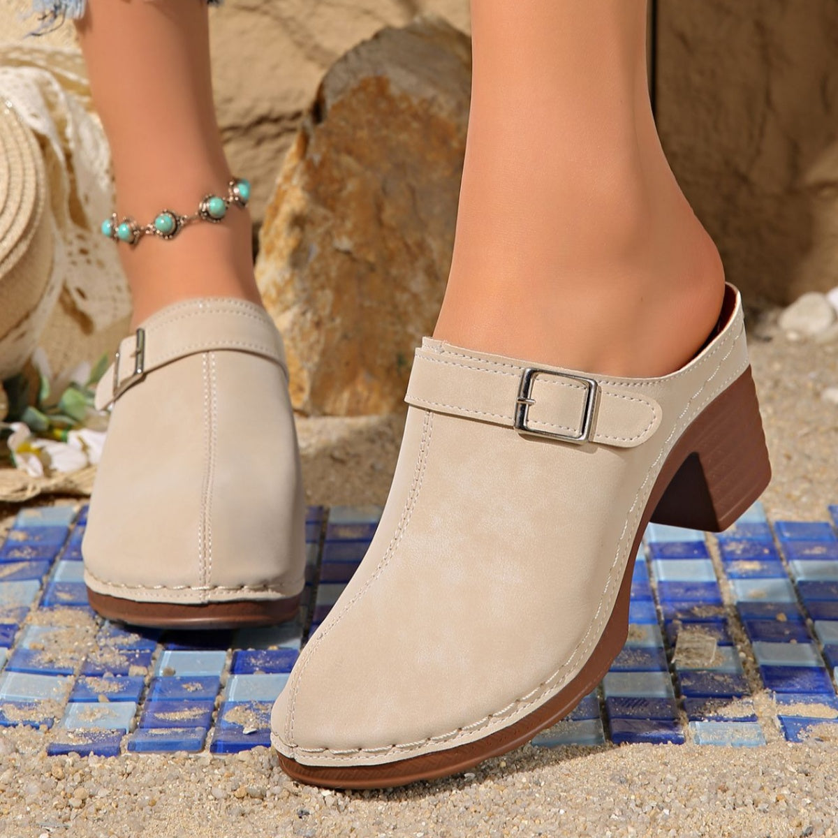 Women’s round toe platform slip-on shoes by Plush Fashion Hub, featuring lightweight, comfortable daily footwear design.